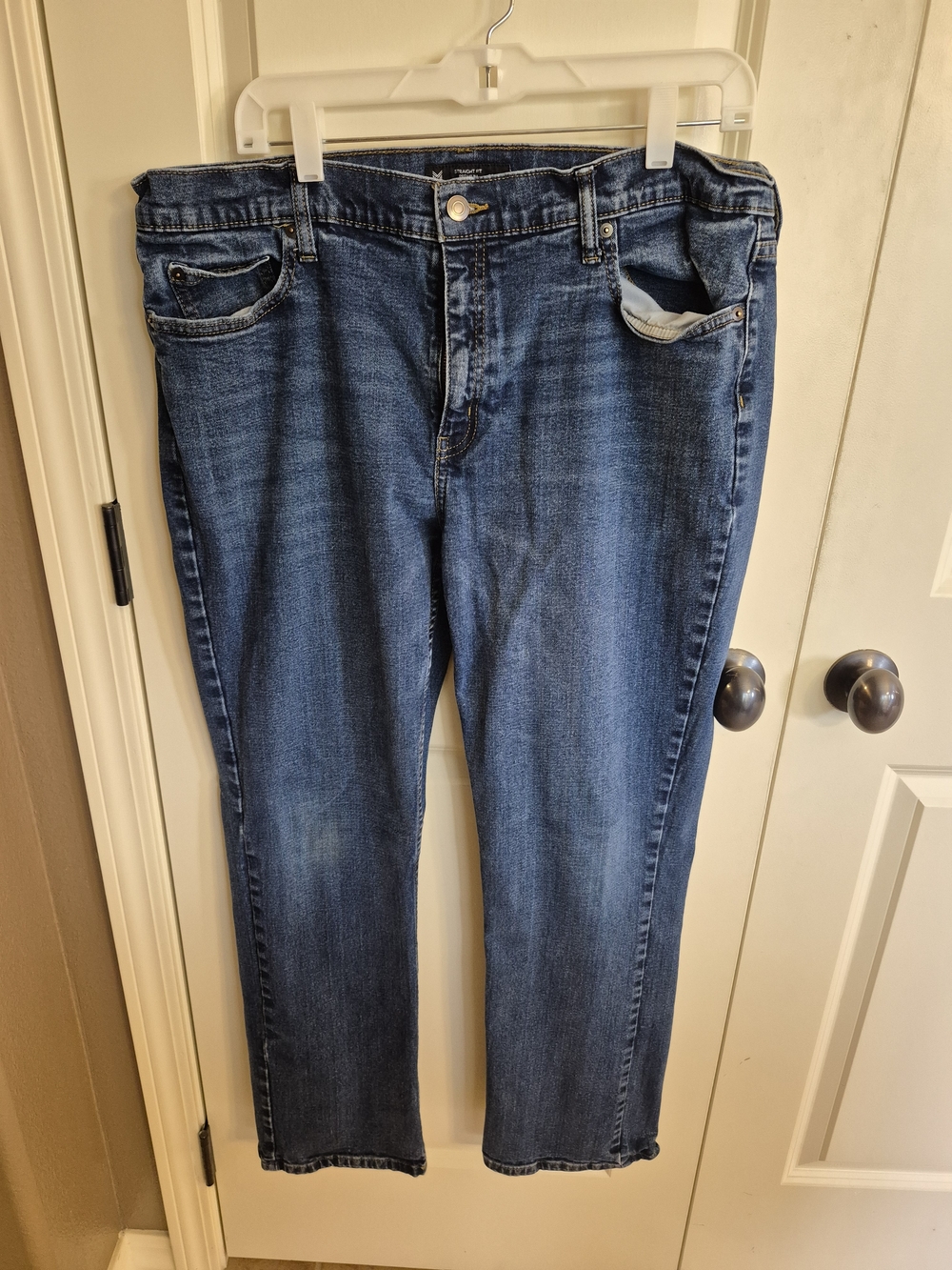 Relaxed Fit Men's Dark Blue Jeans